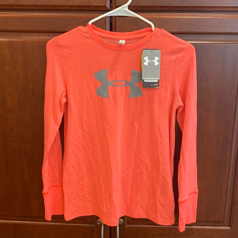Under armour kids long sleeve. New with tags size Large